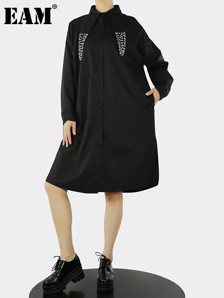 

[EAM] Women Black Nailed Rhinestones Big Size Shirt Dress New Lapel Long Sleeve Loose Fit Fashion Spring Autumn 2022 1DE6120