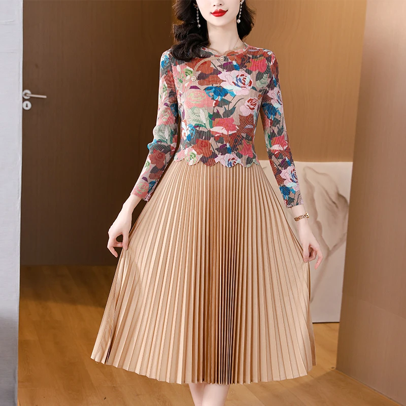 

2023 Autumn New Sanzhai Pleated Vintage Flower Print Dress Women's O-Neck Elastic Slim Loose Large Knee Long Dress Gown