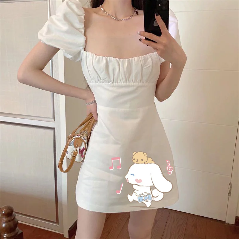 

Женское льняное платье с квадратным вырезом, коротким рукавом-фонариком и открытой спиной