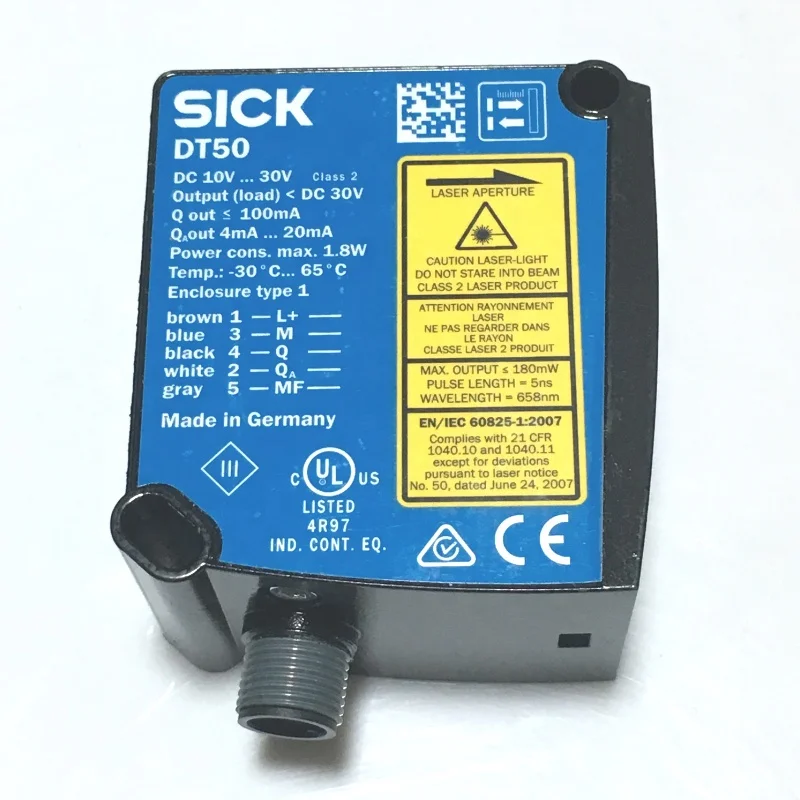 Датчик среднего расстояния Φ M12 5 контактов 1047314