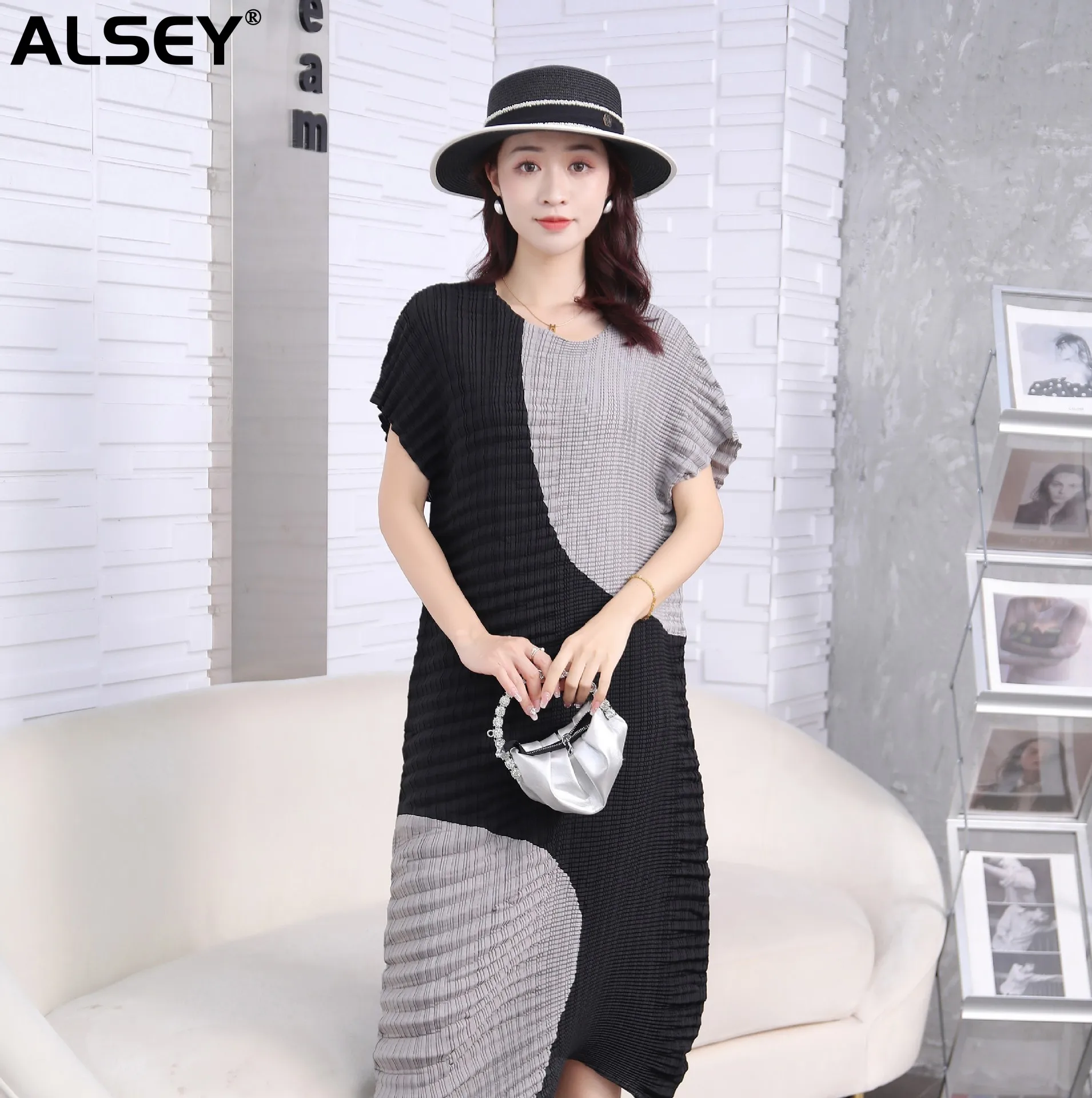 

Alsey 2023 Summer New Women's Fashion Collision Color Miyake Pleats Slim Temperament Loose Hundred with Women's Dresses