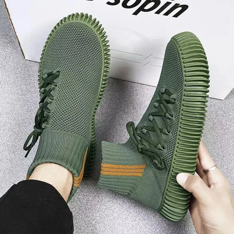 Рисунок 2 - Мужские сетчатые кроссовки