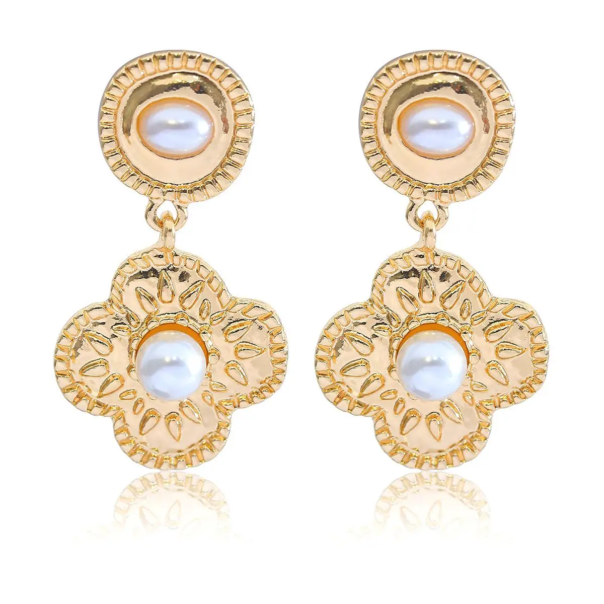 

Женские серьги-подвески с искусственным жемчугом