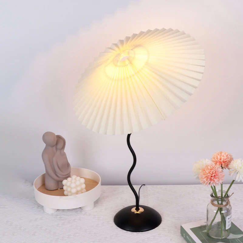 UA/EU Fabric Folding Table Lamps Simple Creative Desktop Reading Decor Lamp LED Indoor Lighting Table Lights Bedside Light E27