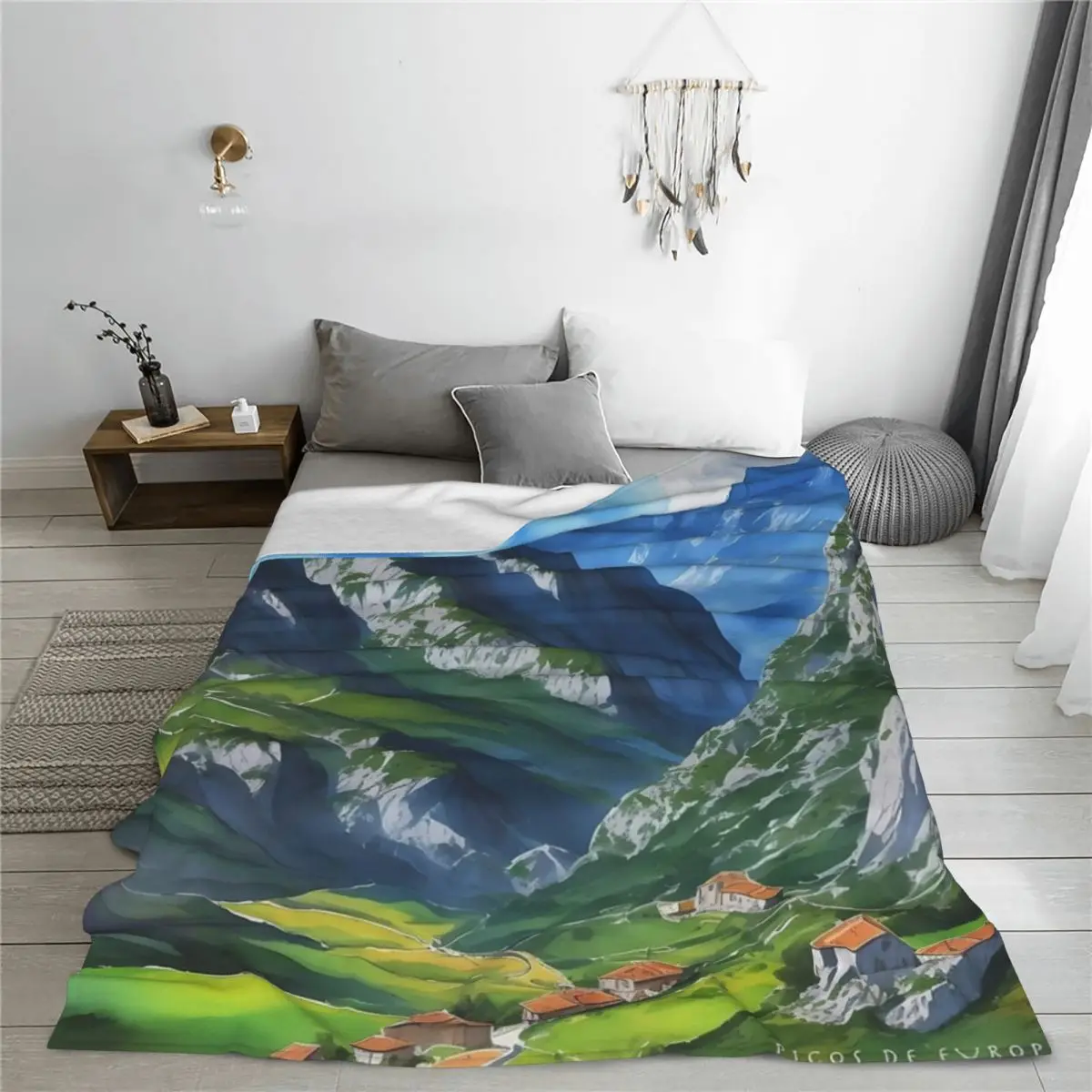 Покрывало на кровать для путешествий Королевский размер пикс Европы в Астурии