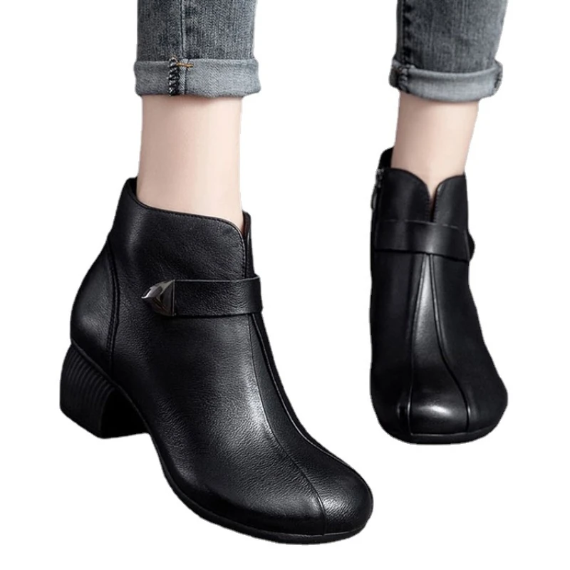 

Women Thick Sole Casual Boots Heel Single Boot Low Cuff Mid All-match Fashion Shoe 2022 Winter New Styles