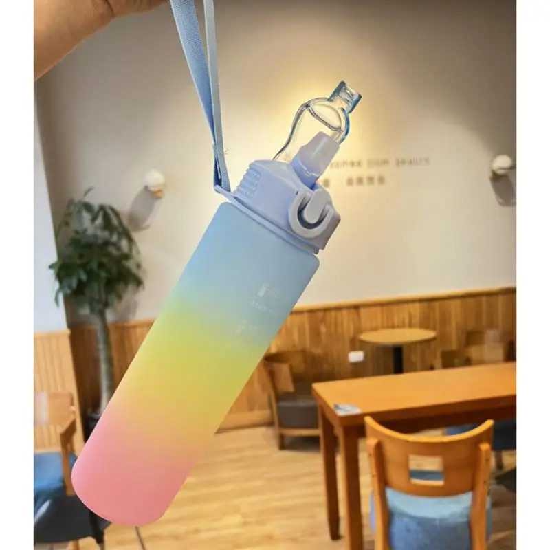 

Carrying Ring Design Water Bottle Gradient Color Large Capacity Water Cups Creative Straw Cup Household Accessories