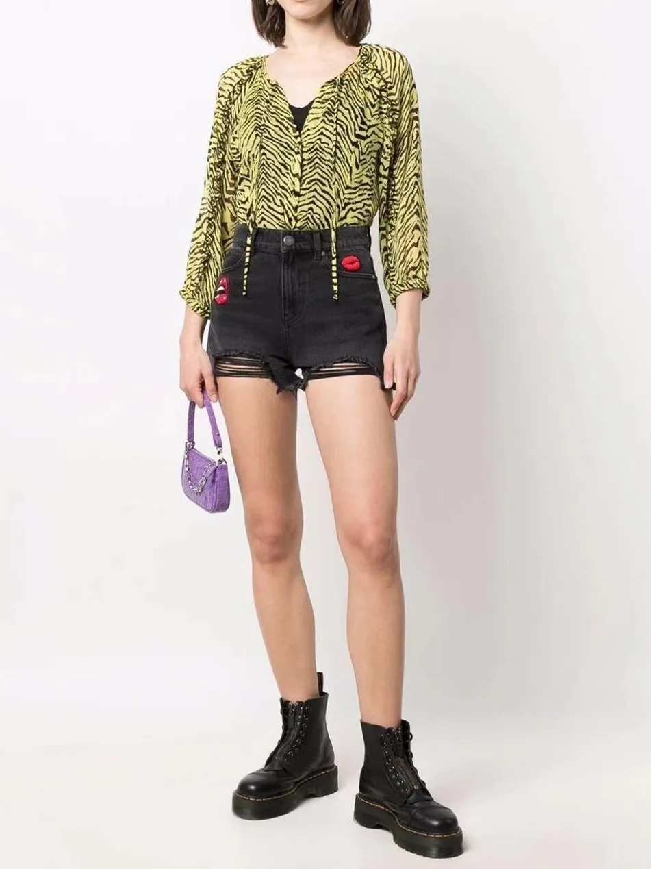 

Women Shorts Red Lips Embroidered Frayed Trim Distressed Streetwear Short Denim Trousers