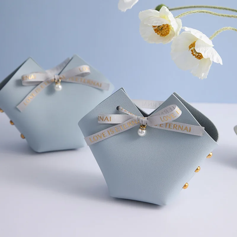 

20 PCS Nordic Style Leather Candy Box Creative Heart-Shaped Pearl Ribbon Handbag Wedding Holiday Party Packaging Small Gift Box
