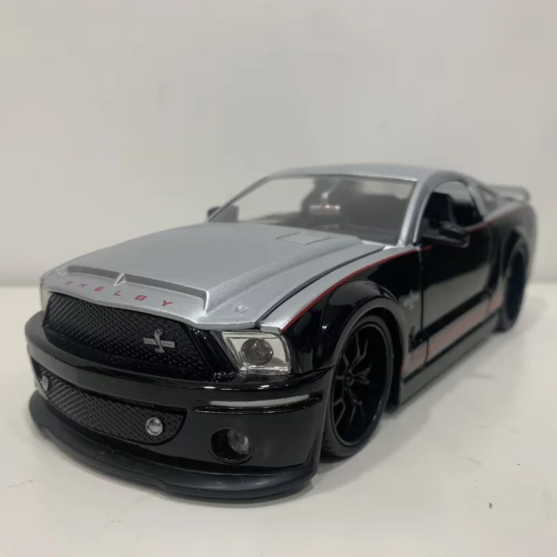

Модель спортивного автомобиля Mustang Shelby GT500 1:24 из сплава, литая металлическая игрушка, Модель гоночного автомобиля, модель имитации коллекции, детская игрушка в подарок