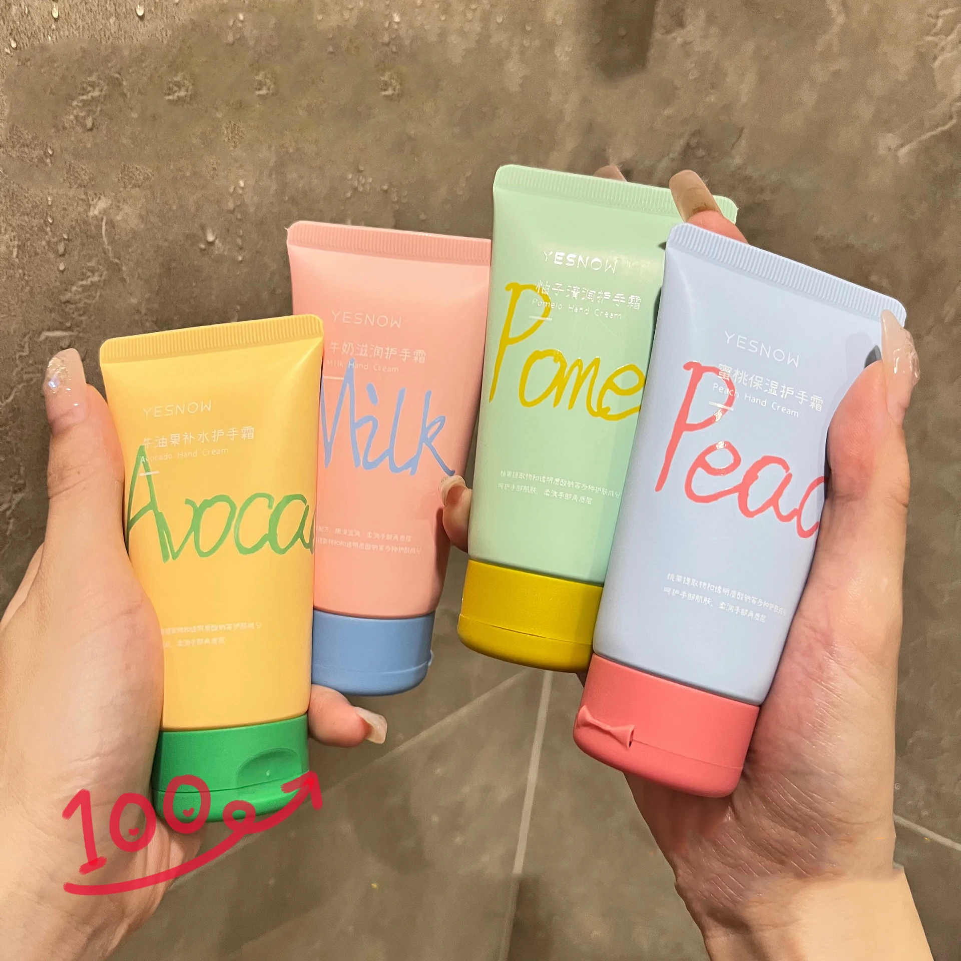 

Peach Hand Cream Mini Cute Hand Lotions Milk Nourishing Anti-Aging Hand Feet Care Creams for Womem Whitening Moisturizing 80g