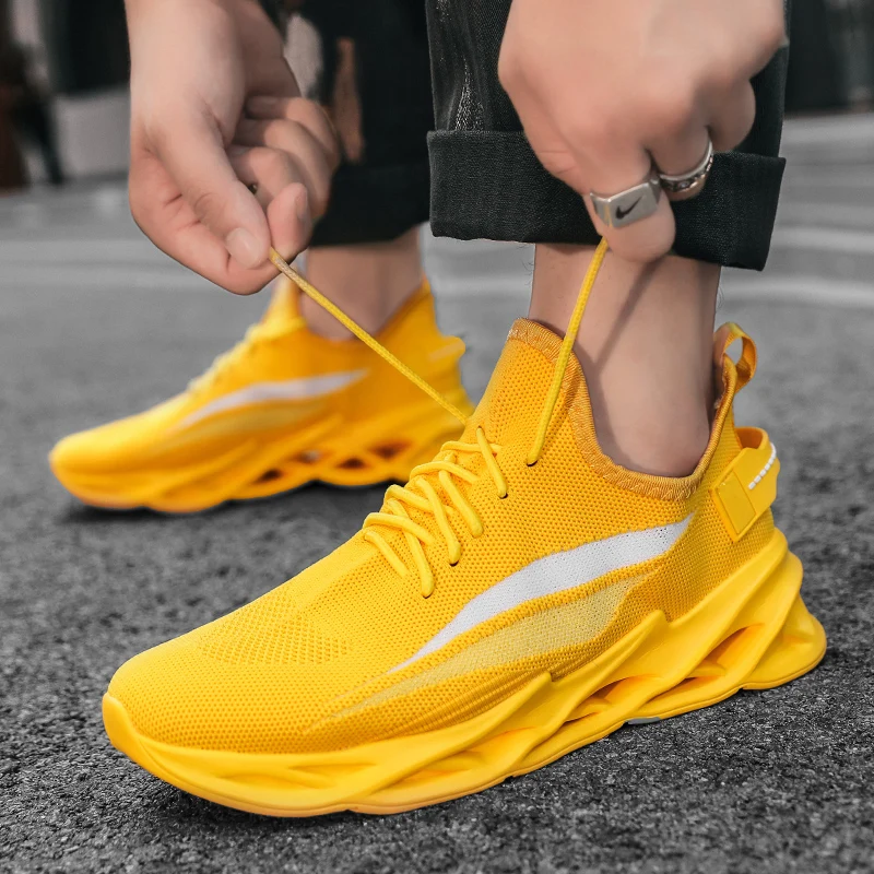 Women and Men Sneakers Breathable Running Shoes Mesh Casual Shoes Lac-up Mens Shoes Couple Gym Women Walking Shoes Zapatillas