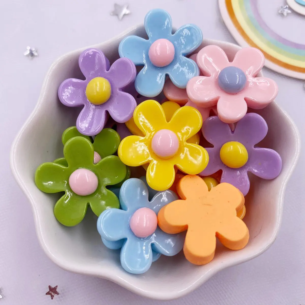 Смешанная смола красочная окрашенная лаковая лак цветок плоская задняя часть