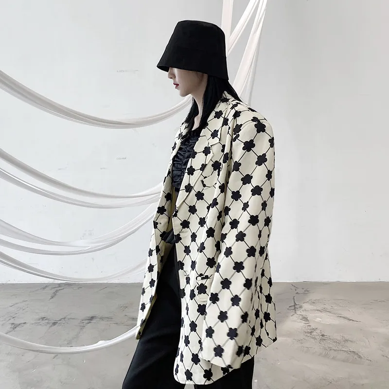 

Дизайнерские оригинальные блейзеры для женщин 2020, модная трендовая осенняя одежда, куртка с принтом сливового цветка для женщин, свободные ...