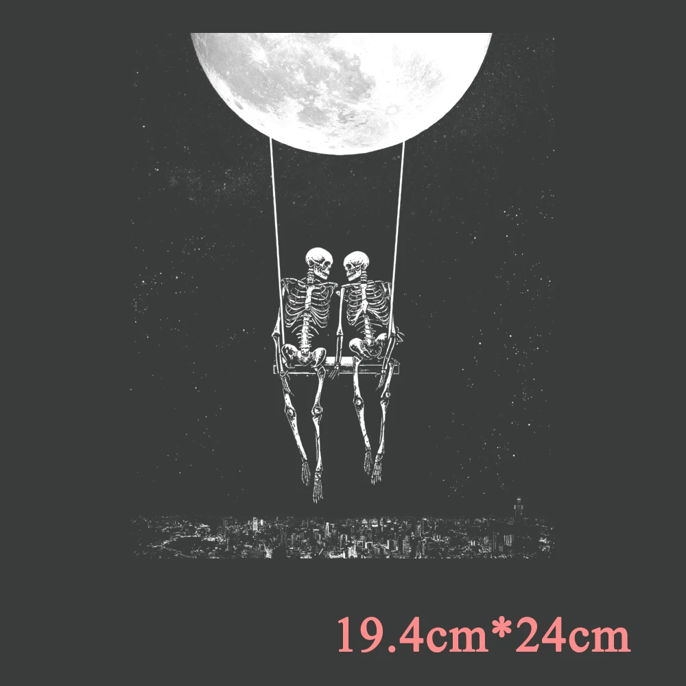 Нашивки с черепом качающимся под луной нашивки для одежды термотрансферные
