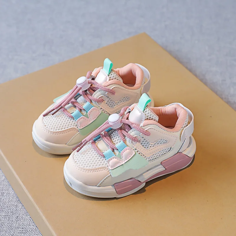 

Кроссовки Детские сетчатые для мальчиков и девочек 5-18 лет, легкие дышащие, для бега, мягкая прогулочная обувь, розовые, весна 2022