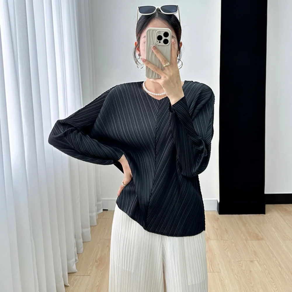 

Miyake Tops Women 2023 Autumn New Versatile Casual Fashion Simple Temperament Solid Color Long-sleeved T-shirt Loose Large Size