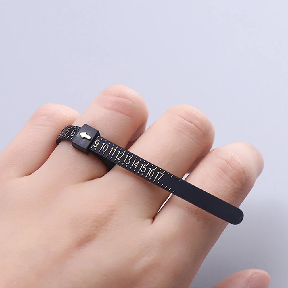 12 Pcs Plastic Jewels Mandrel Ring Size Measuring Tools Ruler Instrument Sizers Gauges