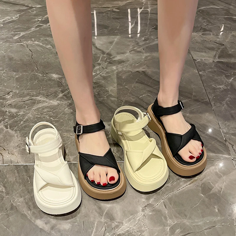 

Thick-soled Sandals Women's 2022 Summer New Fashion One Word with Open Toe Non-slip Casual Sports Foot Fighter Roman Shoes