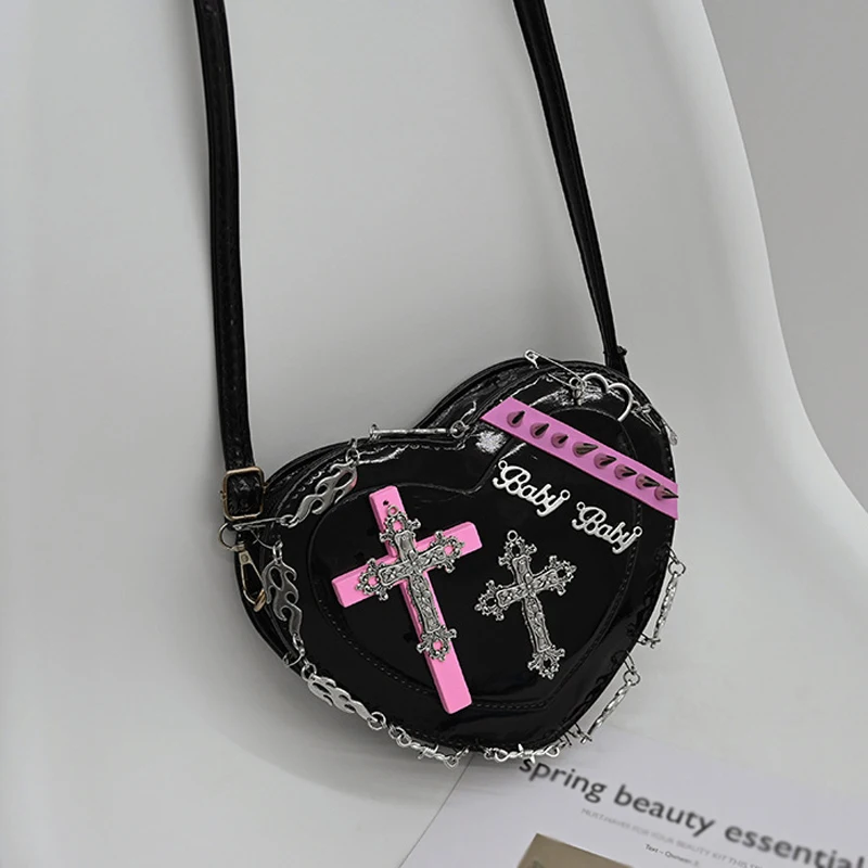 

Женская кросс-боди сумка с заклёпками, с цепочкой