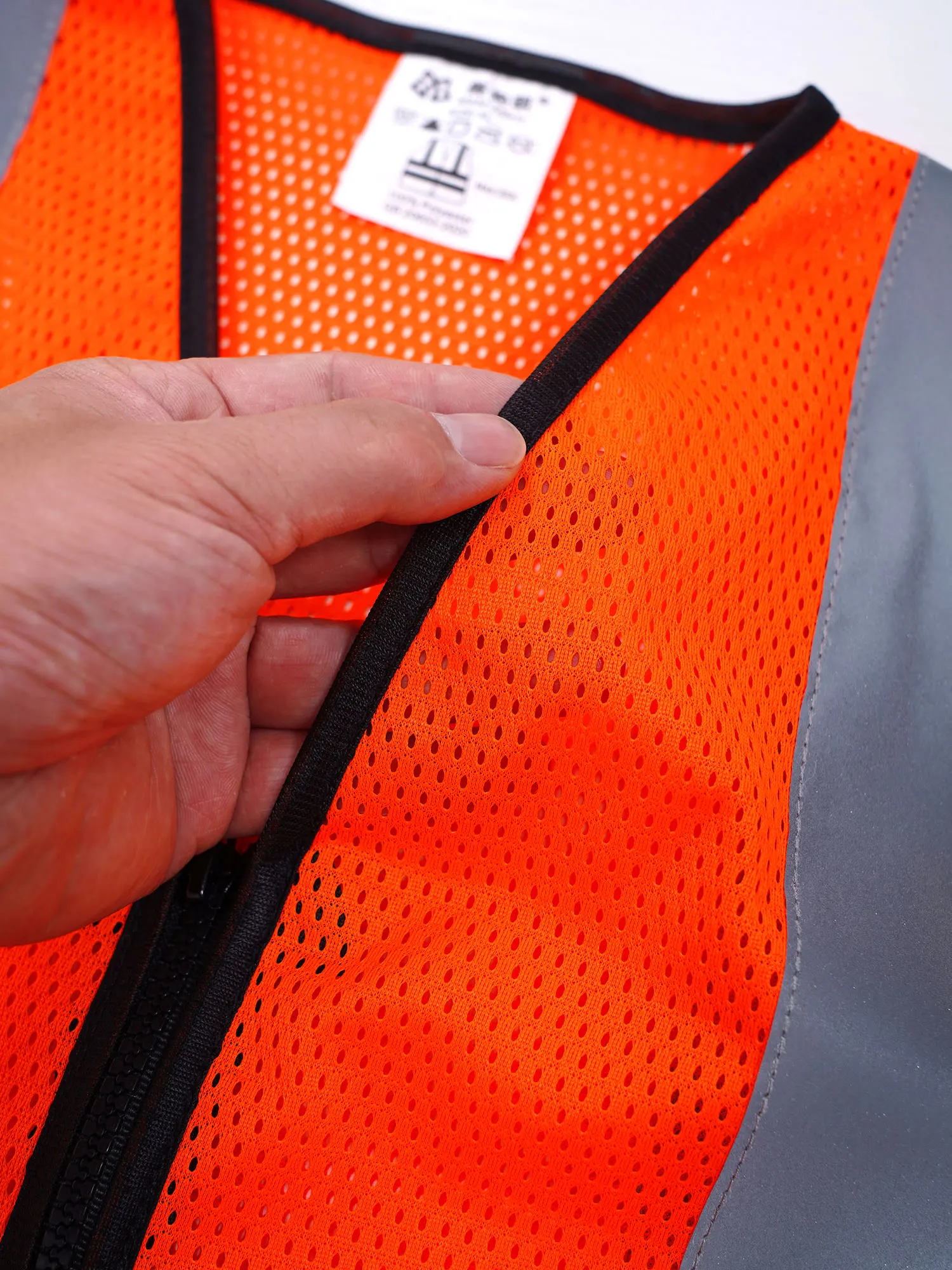 Детский светоотражающий жилет защитный желтый флуоресцентный для школы и улицы