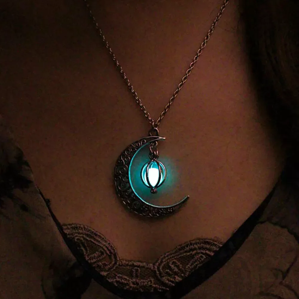 Fashion Silver Color Charm Luminous Pendant Necklace Women Moon Glowing Stone Necklace Christmas Necklaces Jewelry Gifts