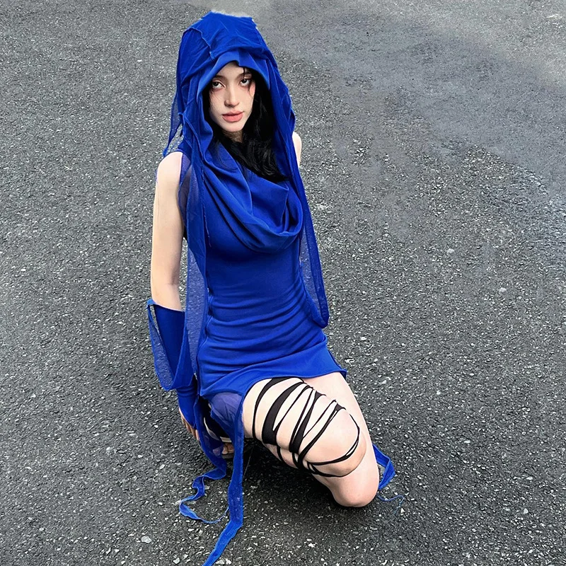 

Женское трикотажное платье темно-синего цвета, легкое и эластичное