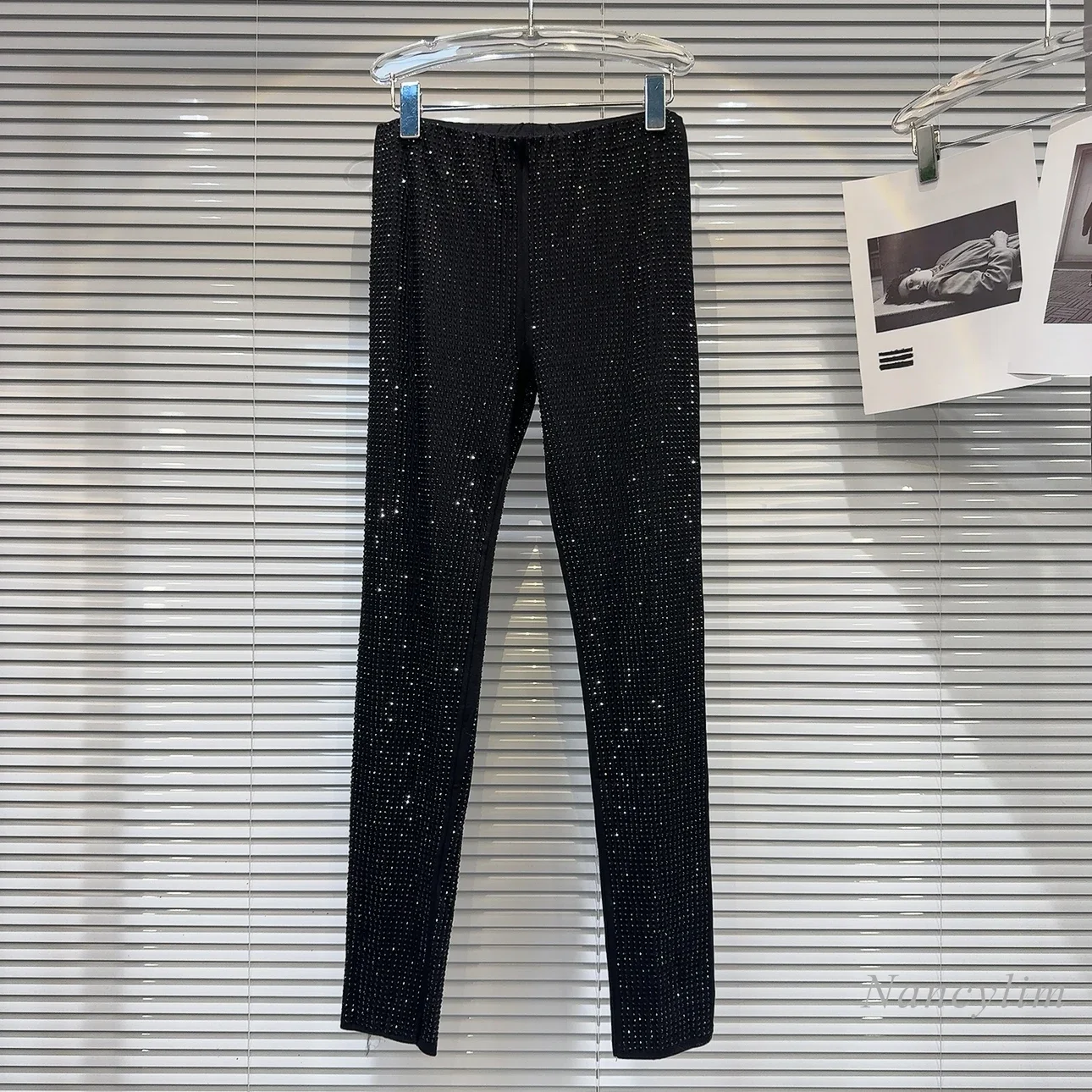 Рисунок 2 - Новинка 2023, осенне-зимние леггинсы Y2k