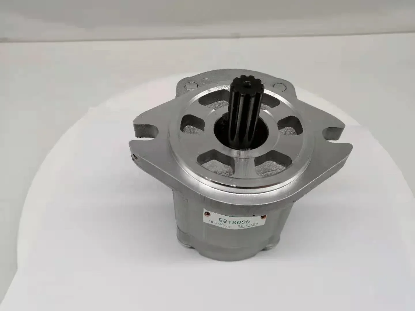 EX100-3 EX100-5 EX120-3 EX120-5 EX220-5 EX270-5 EX400-5 EX750-5 EX200-5 Пилотный шестеренный насос экскаватора