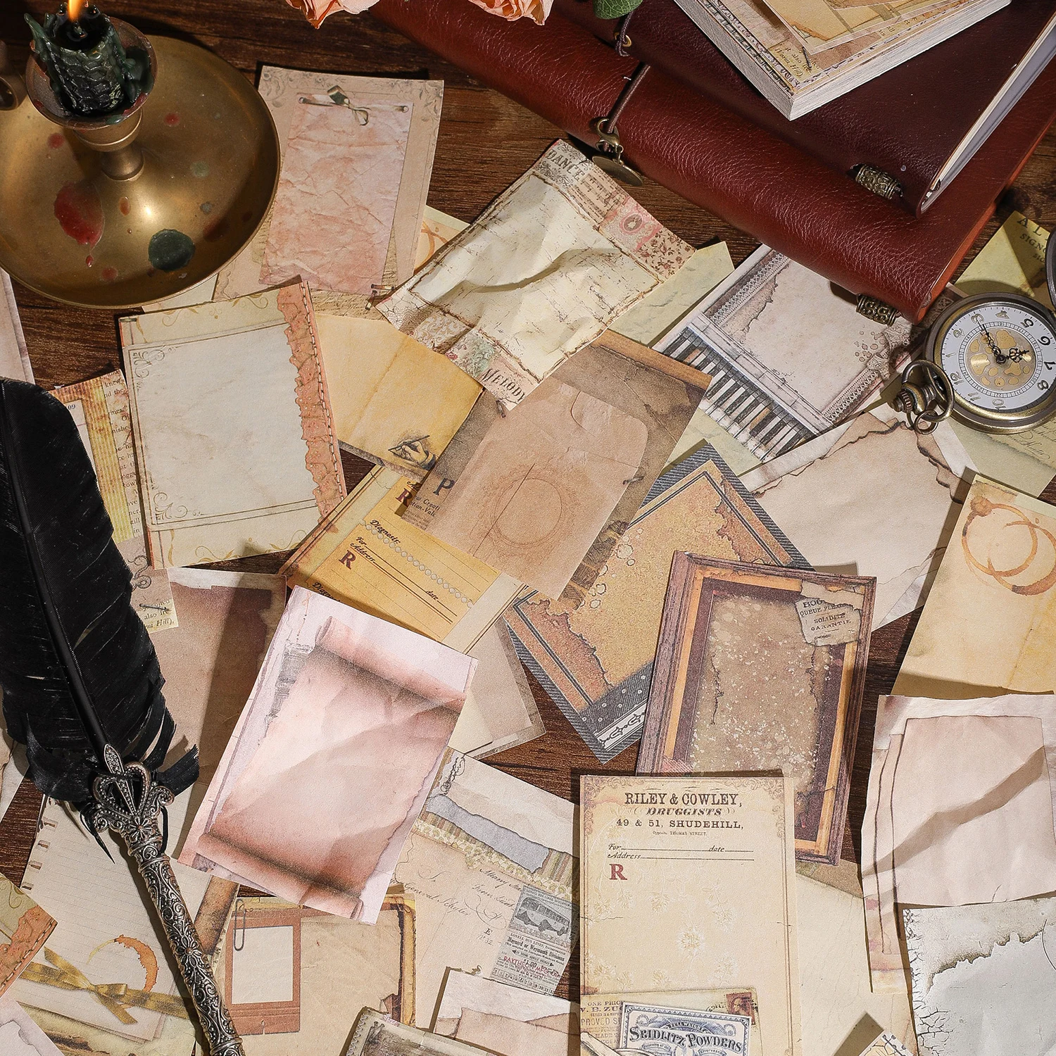 Декоративная бумажная книга с цветочными рамками