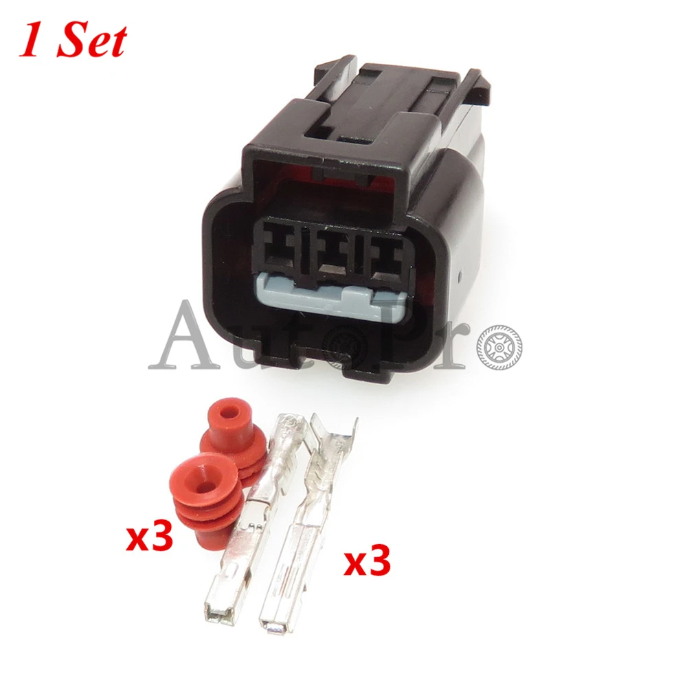 

Водонепроницаемый соединитель в пластиковом корпусе с тремя отверстиями