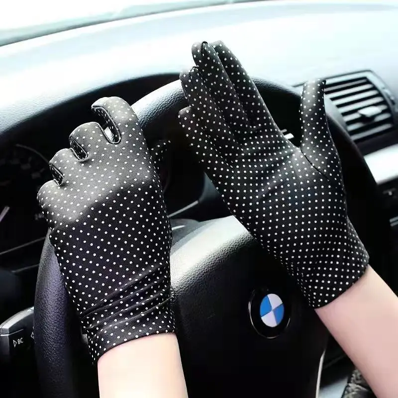 

2022 Spring And Summer Thin Fashion Women's Gloves Cute Little Driving Sunscreen Anti-Ultraviolet Spandex Etiquette Gloves