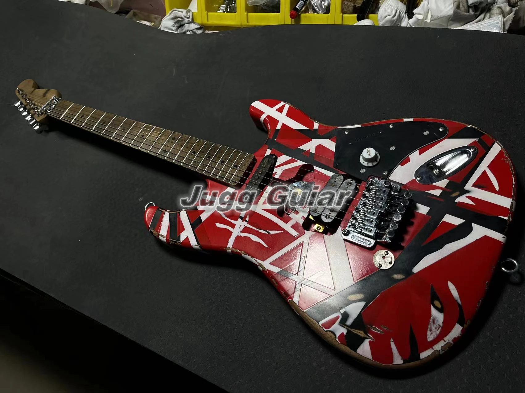 

Edward Eddie Van Halen Relic Red Franken Frankie Electric Guitar Black White Stripes Floyd Rose Tremolo Bridge Slanted Pickup