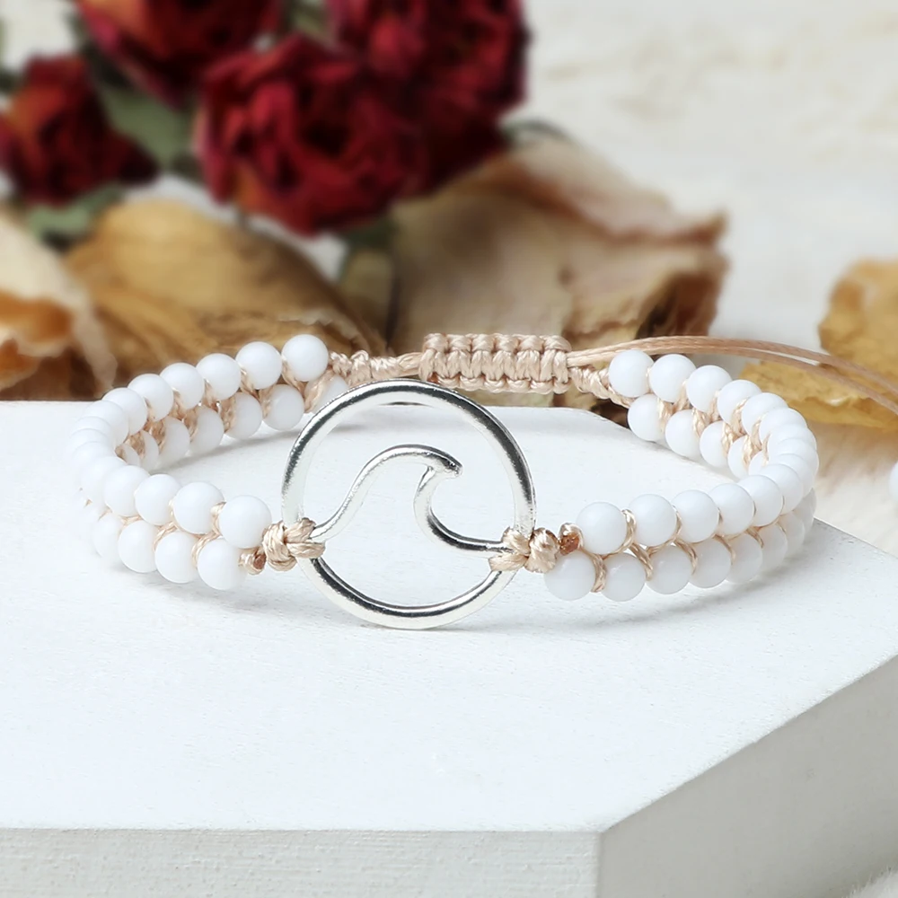 Двухрядный браслет в стиле бохо 4 мм белый фарфоровый из бисера подвеска виде