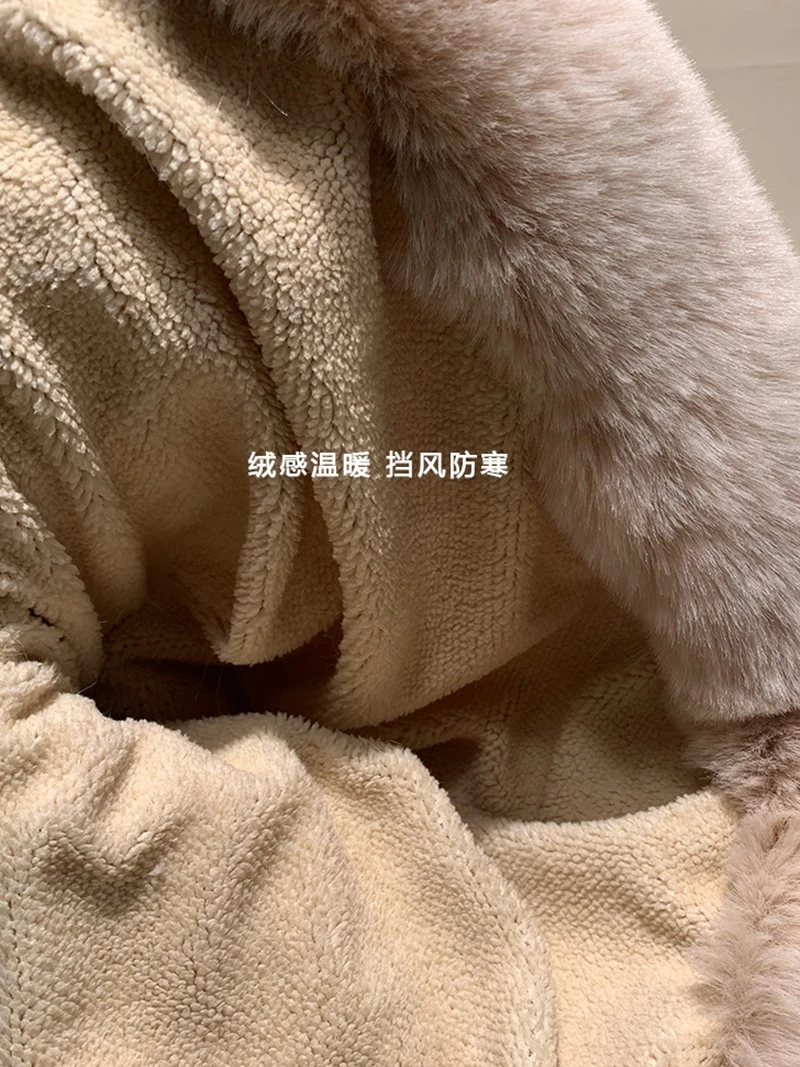 Женская Зимняя Шапка-бини из натурального кроличьего меха