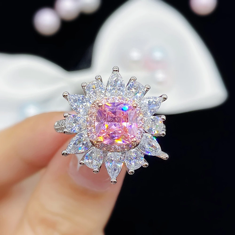 

WPB Advanced Original Woman Ring Zircon Sparkling Flower Pink Diamond Ring High Carbon Diamond Luxury Jewelry Wedding Gift Party