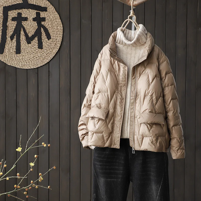 

Женское зимнее пальто с воротником-стойкой, светильник Кая теплая пуховая куртка с длинным рукавом, Casaco Feminino, женская верхняя одежда на молн...