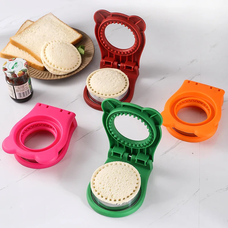 

Round Pocket Sandwich Cutters Mould Food Toast Bread Mold Cute Baking Set Lunch Interesting Kitchen Accessories for Kids