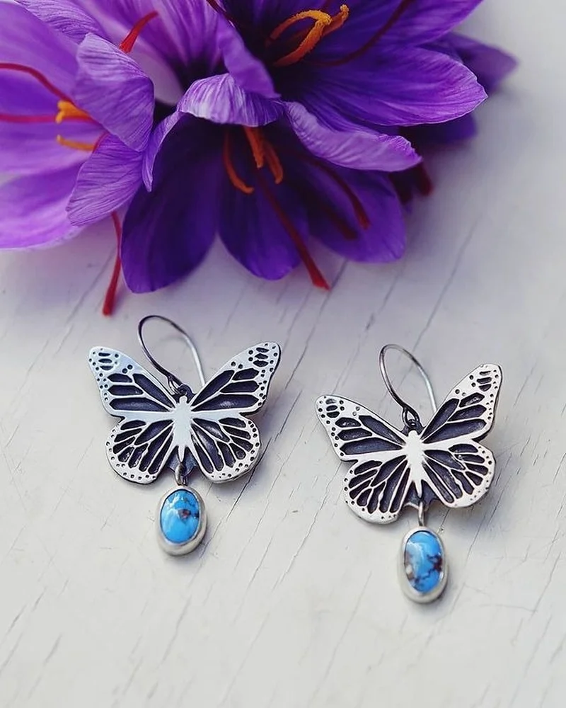 Butterfly Earrings Hong Kong style retro personality European and American fashion temperament VINTAGE EARRINGS