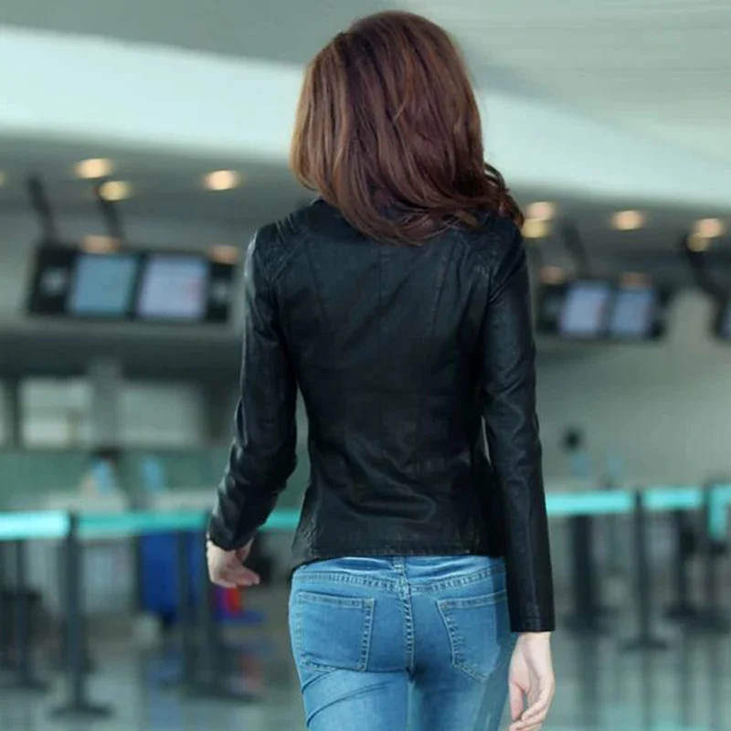 Рисунок 6 - Женская короткая мотоциклетная куртка