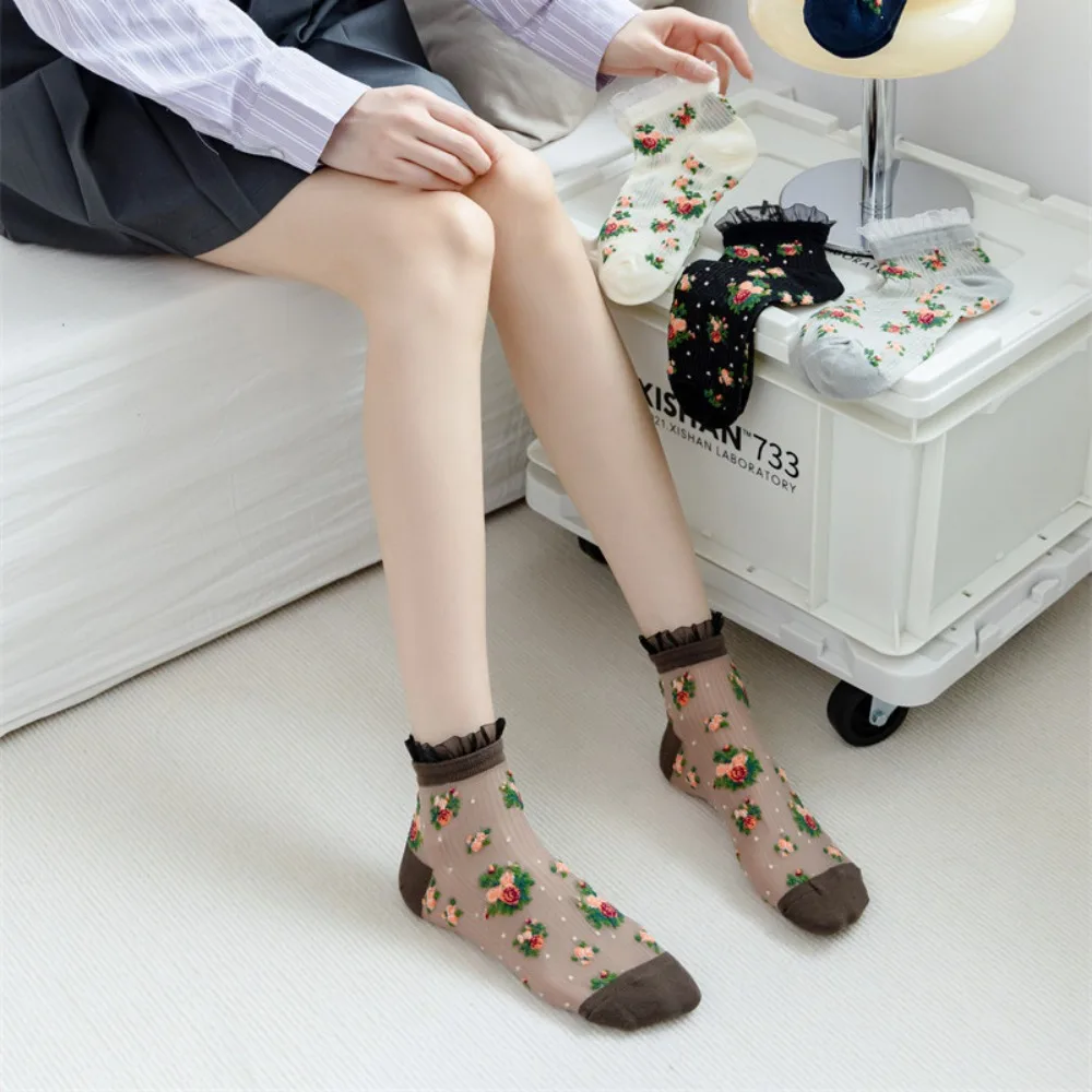 

Floral Element Crystal Silk Socks Ultra-thin Anti-Friction Foot Floral Embroidery Socks Breathable Mid-tube