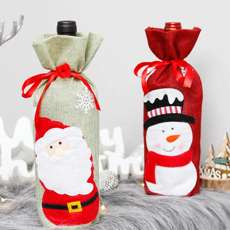 

Рождественский чехол для бутылки вина в виде Санты