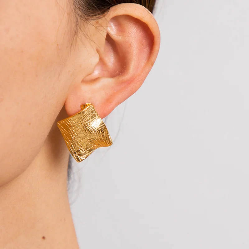 

Minar Unique Twist Fold Geometric Drop Earrings for Women Man Unisex 18K Gold Plated Stainless Steel Irregular Statement Earring