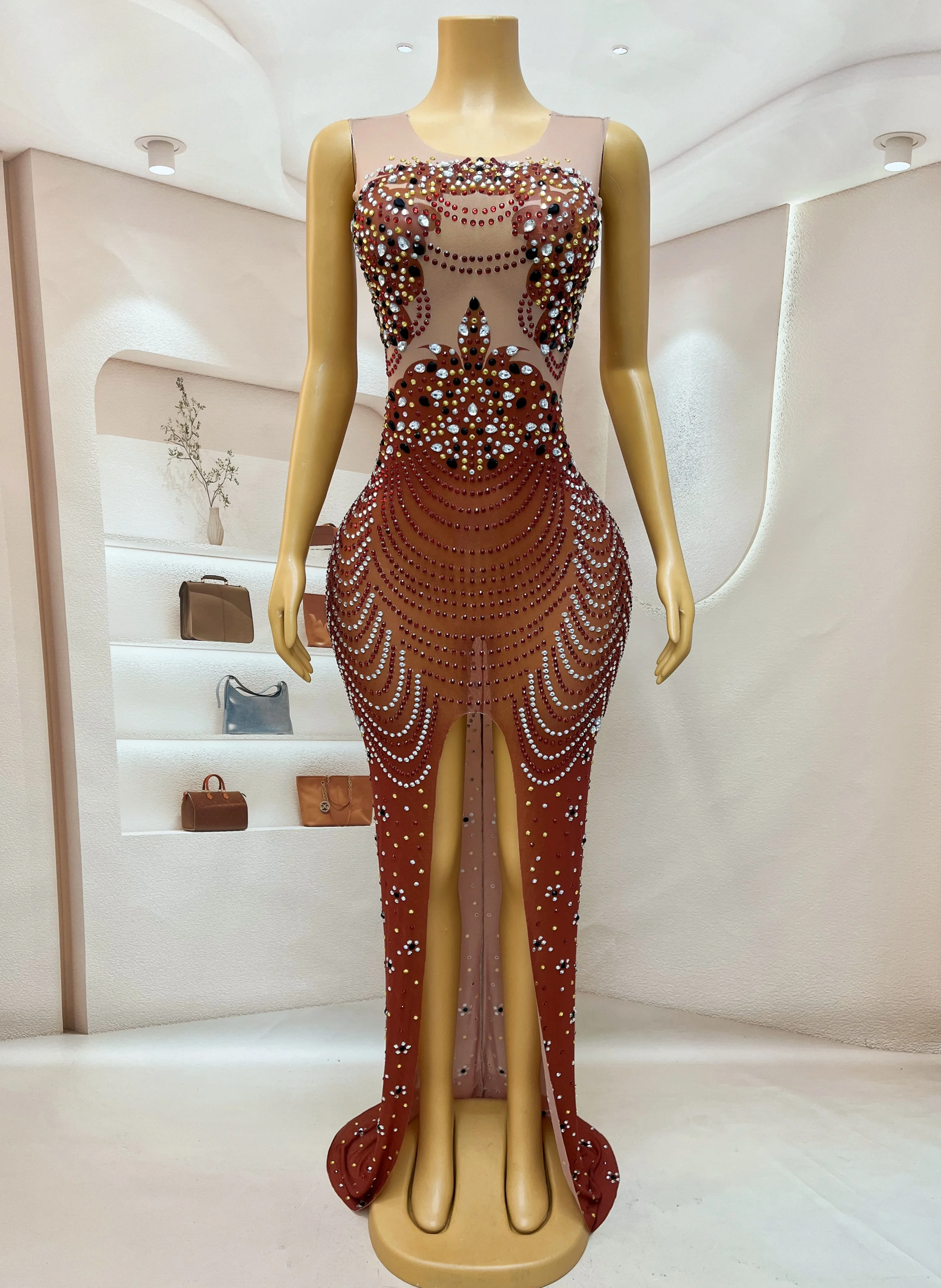 Блестящее черно-красное платье с разрезом вечерний костюм для празднования дня