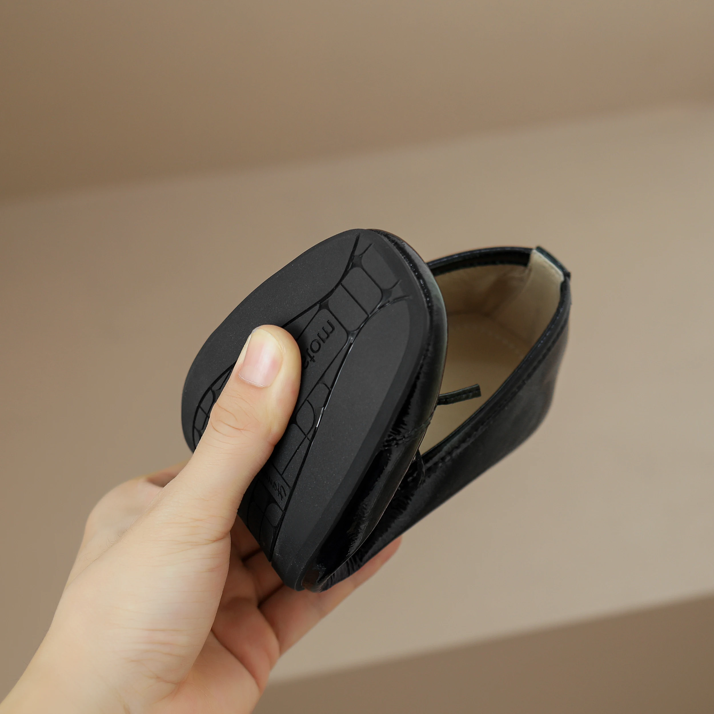 NewCurve Ballet Flats Classic Shoes Cow Leather Round Toe Ballet Shoes Super Soft Low Heel Slip-On Fashion Flats Women Shoes