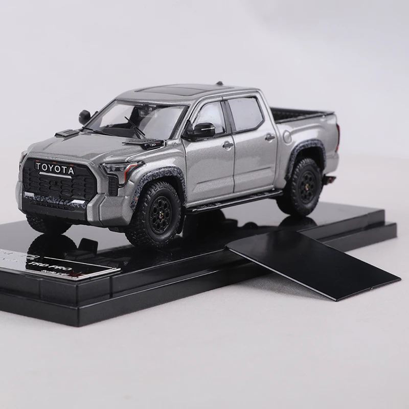 Фото Коллекционная модель автомобиля GCD 1:64 Toyota Tundra TRD PRO из сплава, имитация, игрушка, предмет для демонстрации №4