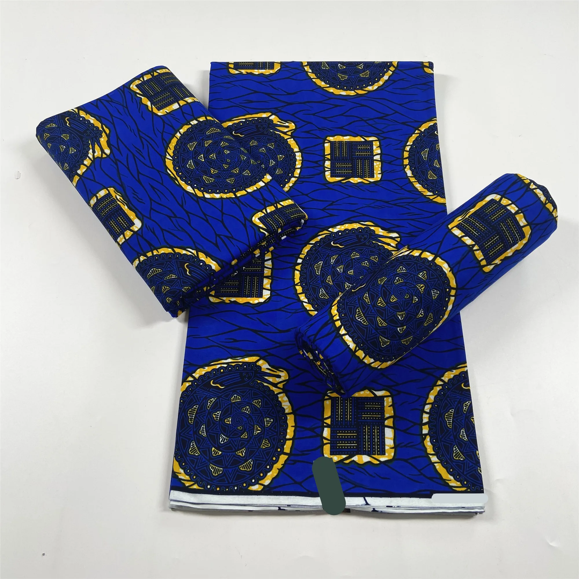 

2022 latest fashion design very popular African Ankara real wax fabric 100% cotton soft Nigeria style wax fabric for dress