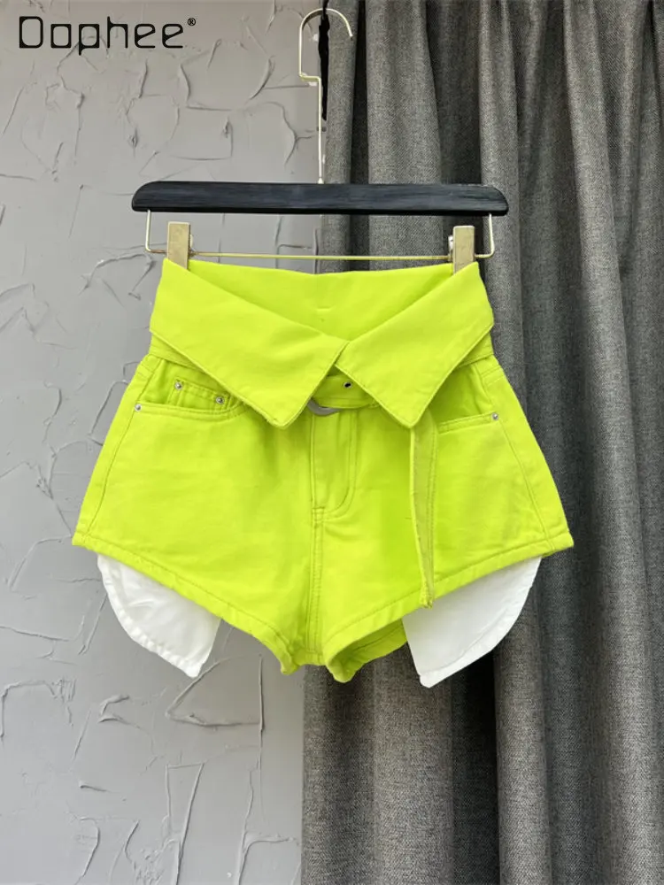 

Stylish Flanging High Waist Wide-Leg A- Line Short Jeans Woman Fluorescent Color Exposure Pocket Denim Shorts Women Hot Pants