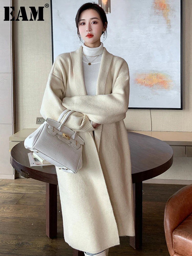 

[EAM] Apiricot Big Size Knitting Cardigan Sweater Loose Fit V-Neck Long Sleeve Women New Fashion Tide Autumn Winter 2023 1DE5948