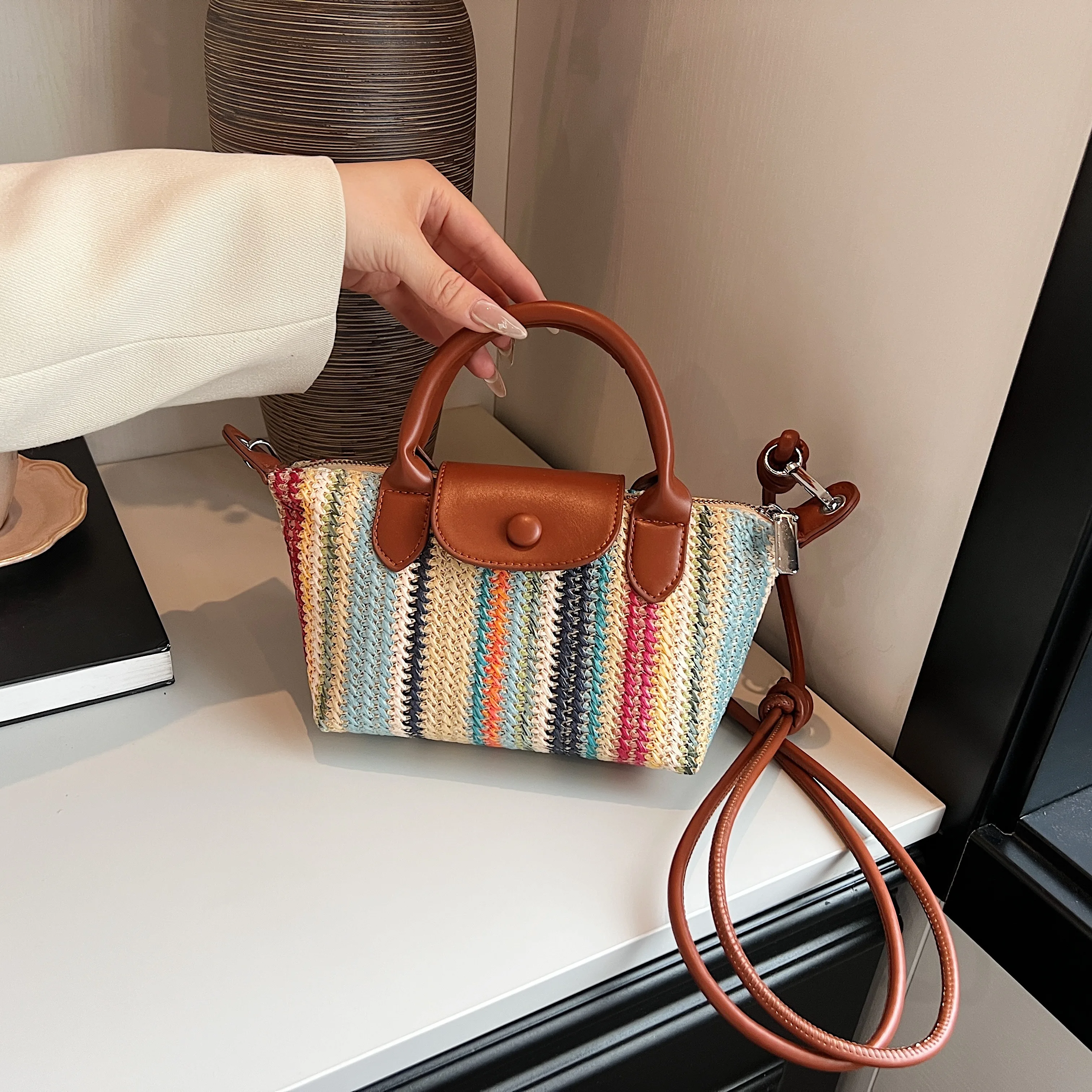 Соломенная Сумка для женщин новинка 2024 летняя плетеная маленькая сумка модная